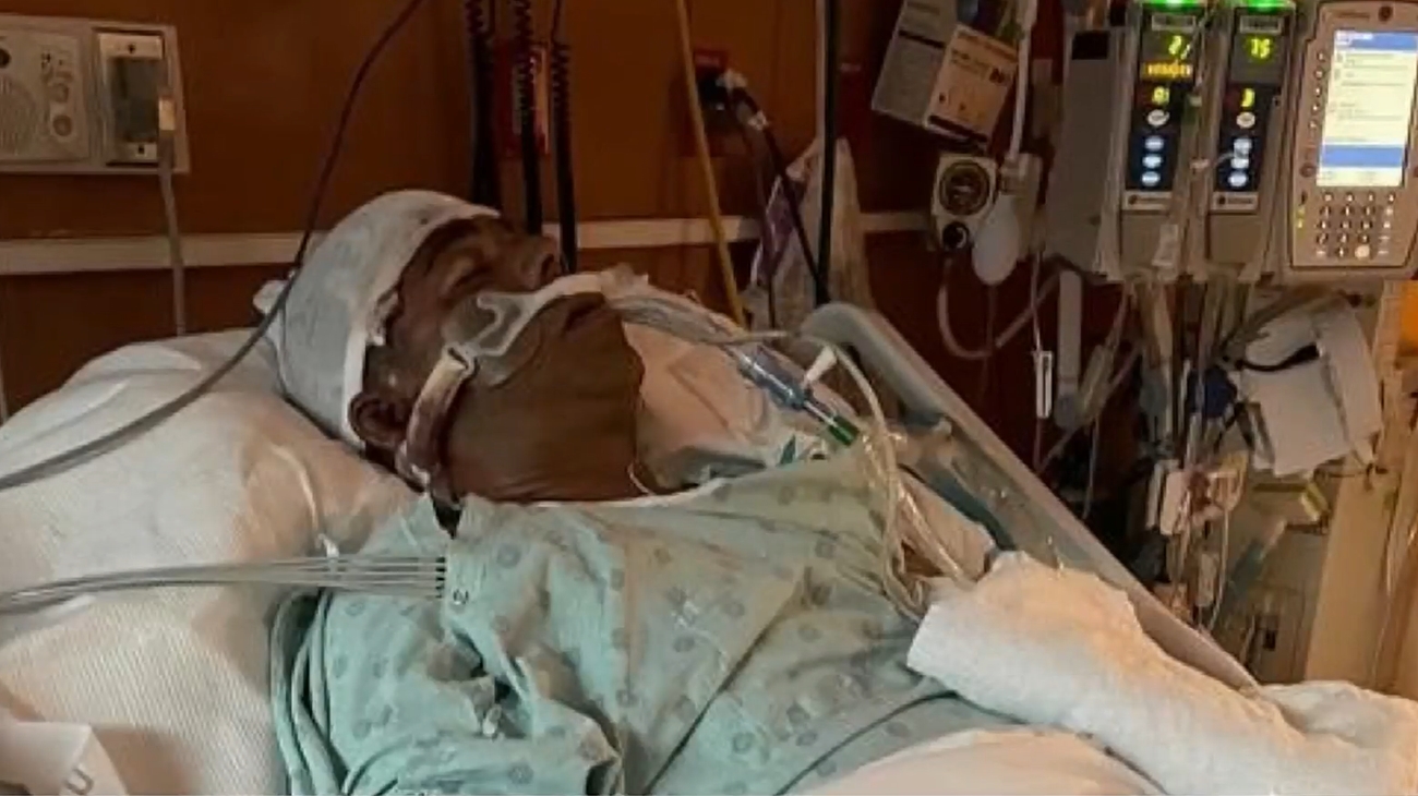 Piden ayuda familiares de cubano que llegó hace 6 meses a Miami y apareció en coma (video)