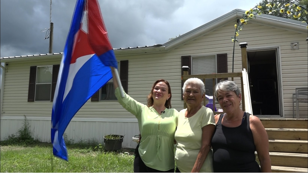 EEUU: Otra cubana de 82 años llega a Florida junto a su hija a través de Nicaragua (video)