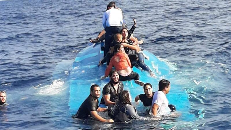 Más de 136 balseros cubanos han desaparecido en el mar en la travesía a Florida este año (video)