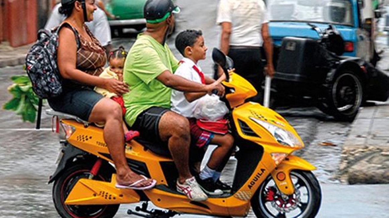 EEUU: Administración Biden aprueba exportación de motos eléctricas hacia Cuba